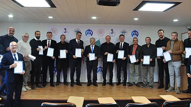 Akşehir OSB'nin genişleme alanlarına ait tapular törenle teslim edildi