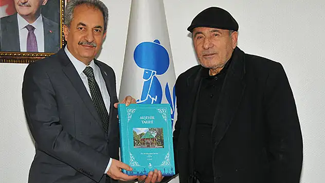 Akşehir Tarihi kitabının 2. baskısı yapıldı