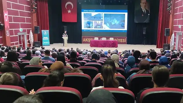 Akşehir'de Narkogençlik Semineri

