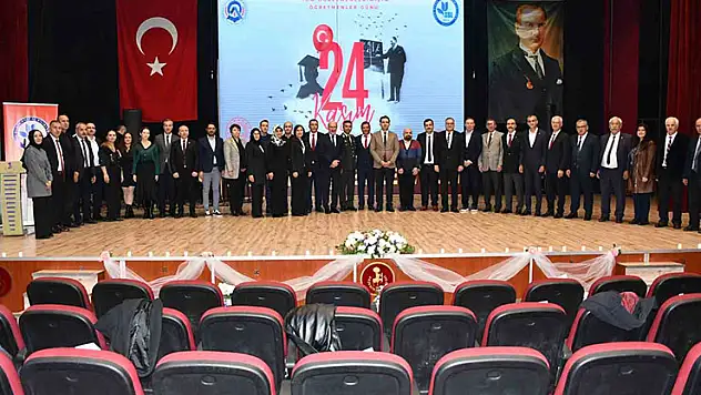 Akşehir'de Öğretmenler Günü etkinlikleri