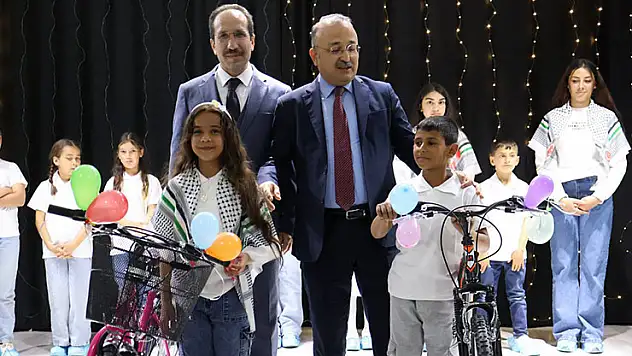 Akşehir'de Roman çocuklara yönelik açılan Kur'an kursu sona erdi