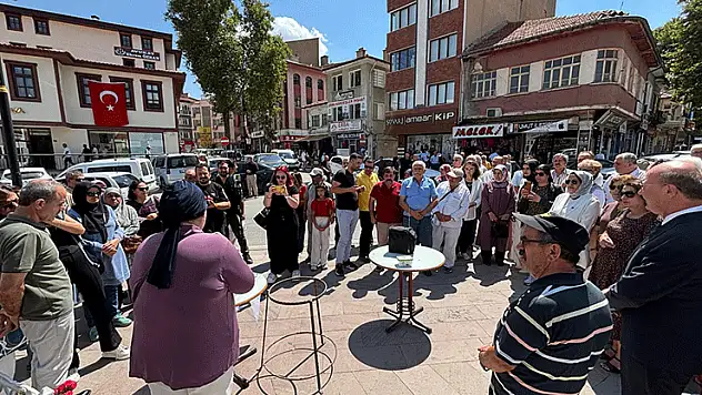 Akşehir'de şehitler için anma programı düzenlendi