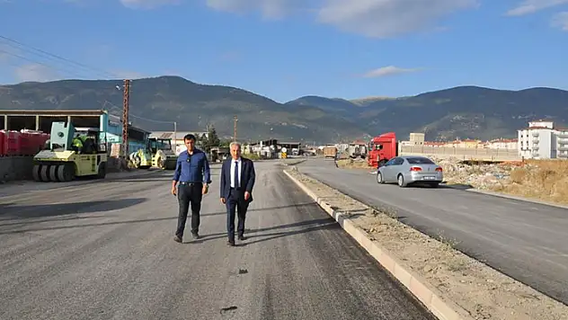 Akşehir'de yollar asfaltlanıyor
