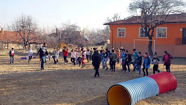 Akşehir'in kalbi Köy Yaşam Merkezinde atıyor
