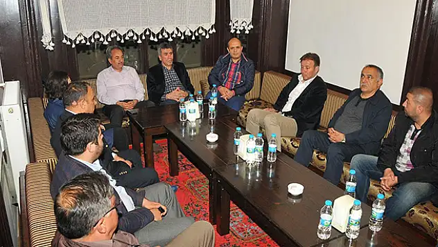 Akşehirli heyet Malezya'dan döndü