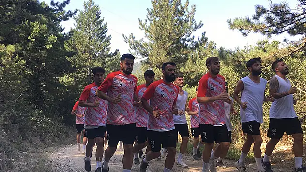 Akşehirspor hız kesmiyor