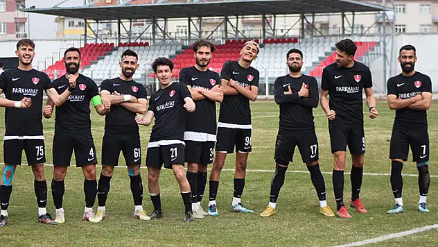 Akşehirspor şampiyonluğa yakın
