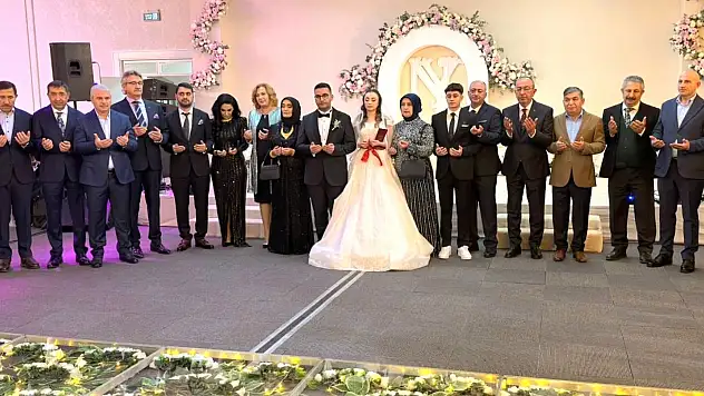 Akşeker 'de Yusuf Şeker'in düğününde protokol geçidi