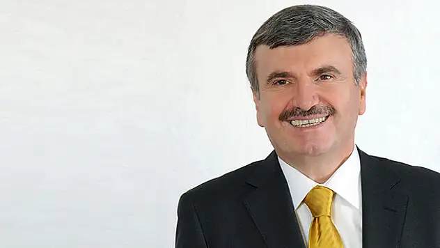 Akyürek, belediye birliklerine yeniden başkan seçildi