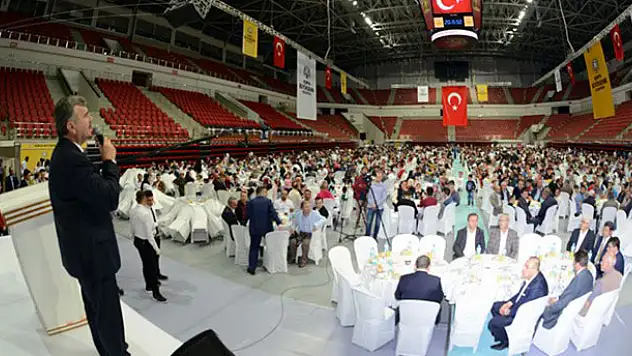 Akyürek: 'İslam dünyasını zulümlerden elbet kurtaracağız'