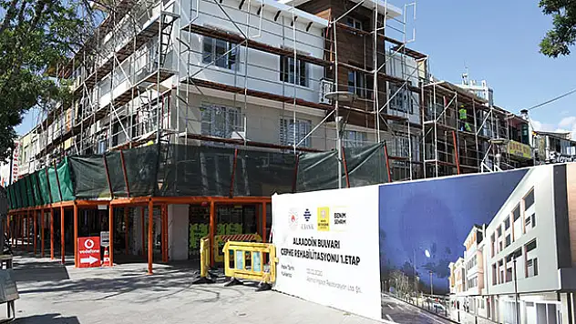 Alaaddin çevresi tarihi dokuya uygun hale getiriliyor