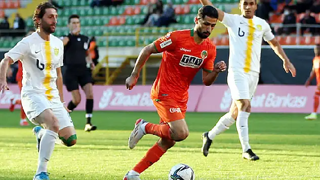 Alanyaspor kupada 5. tura rahat çıktı
