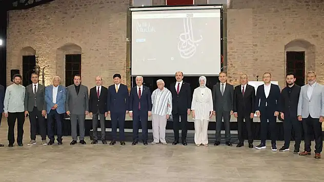 Albayrak Medya'dan Konya'da 'Adil-i Mutlak Hat Sergisi' açılışı