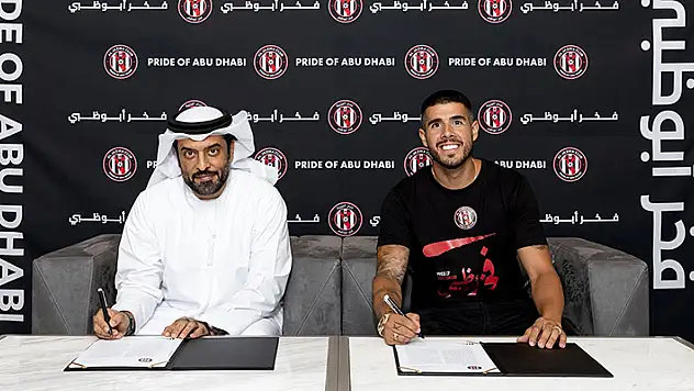 Alejandro Pozuelo
Al Jazira'ya imza attı
