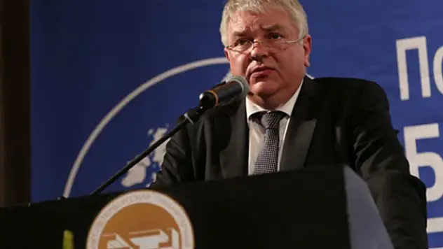 Aleksey Meşkov'dan vize açıklaması