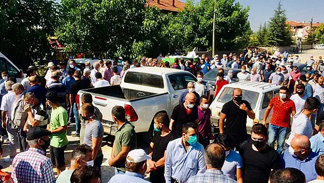Alerjisi sonu oldu! Konya'da evinde arının soktuğu kişi hayatını kaybetti