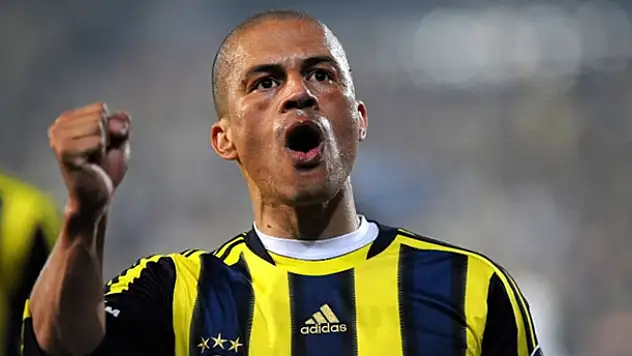 Alex'ten derbi mesajı