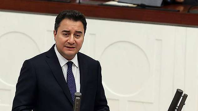 Ali Babacan: Türkiye demokrasi, hukuk ve ekonomide eş zamanlı ilerlemeli