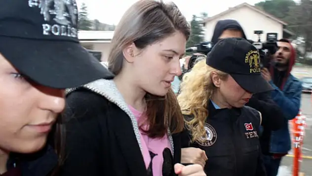Ali Fuat Yılmazer'in kızları para yağdırmış