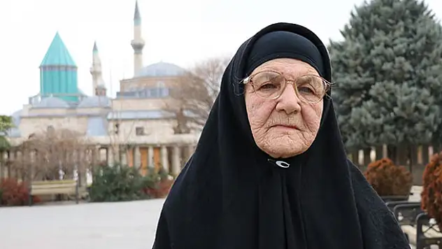 Alife nine ömrünü adadığı Mevlevihane için yollarda