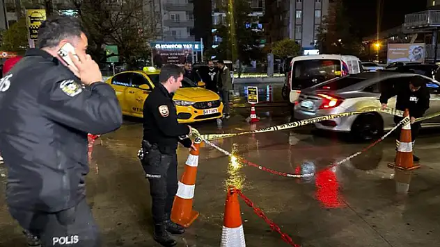 Alışveriş merkezinde korkunç olay! Beyzbol sopasıyla darp ederek öldürdü
