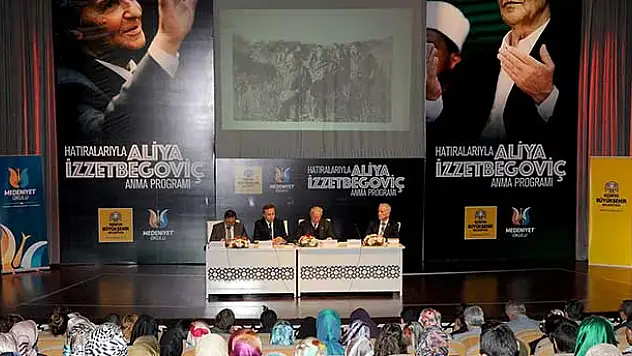 Aliya İzzetbegoviç Konya'da Anıldı