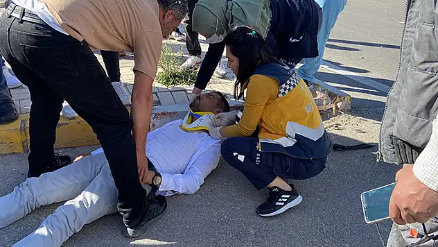 Alkollü direksiyon başına geçti, kaza yapınca 'Bindirin götürün' dedi
