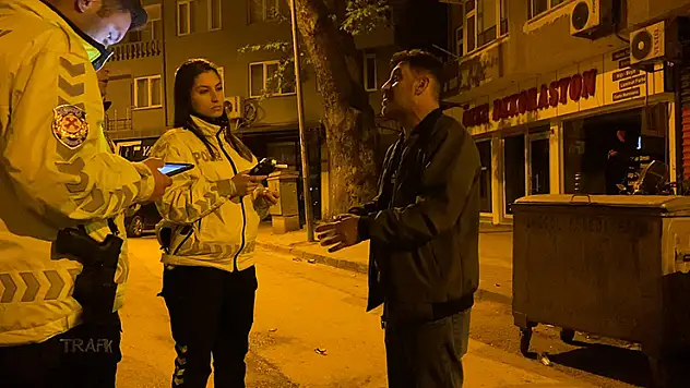 Alkolmetre testini reddeden ehliyetsiz sürücü: Ceza yazarsanız benim sicili yakacaksınız, 17 günüm kaldı