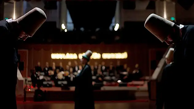 Allah'a kavuşma zikri ve mana şöleni 'sema'