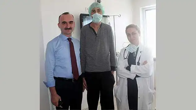 Almanya'dan gelen ilikle hayata tutundu