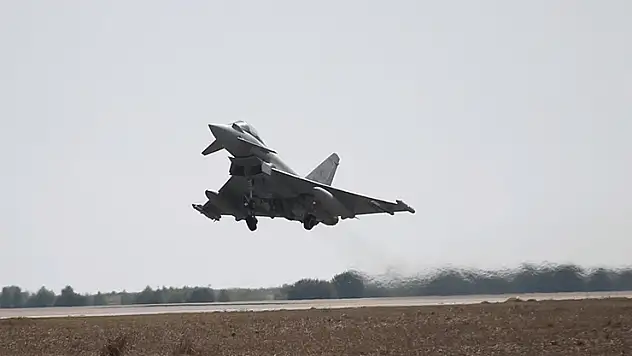 Almanya, Türkiye'ye Eurofighter Typhoon savaş uçağının satışına onay verdi