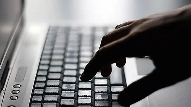 Almanya'da geçen yıl 2,8 milyon kişi hiç internet kullanmadı