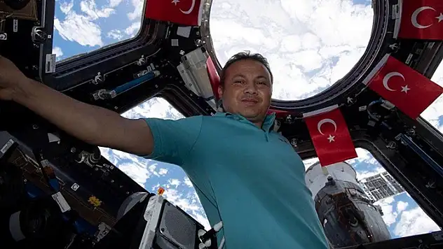 Alper Gezeravcı: Henüz uzaylı ile karşılaşmadım