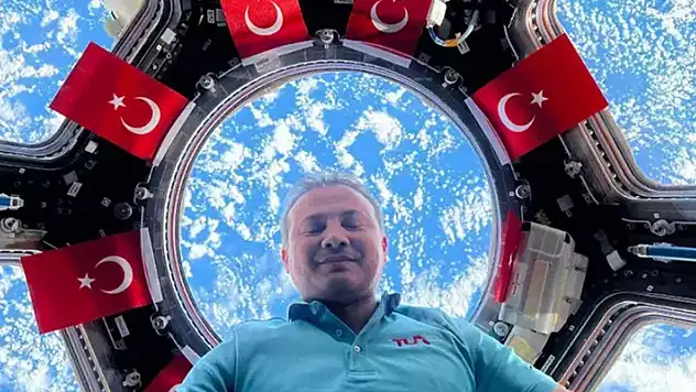 Alper Gezeravcı'nın uzaydan dönüşü bir kez daha ertelendi

