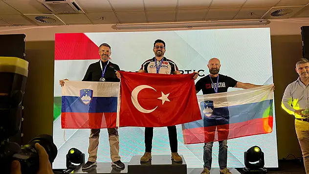 Alperen Kıvılcım, IDPA European Championship 2024'te Avrupa şampiyonu oldu
