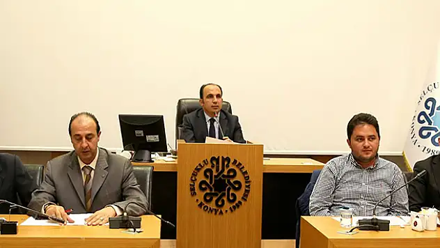 Altay: '2016'da da vizyon projeleri devam edecek'