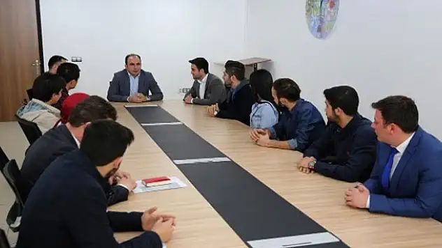 Altay Gençlik Meclisi Üyeleriyle Bir Araya Geldi