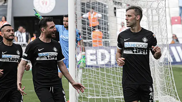 Altay ligde kalmayı garantiledi

