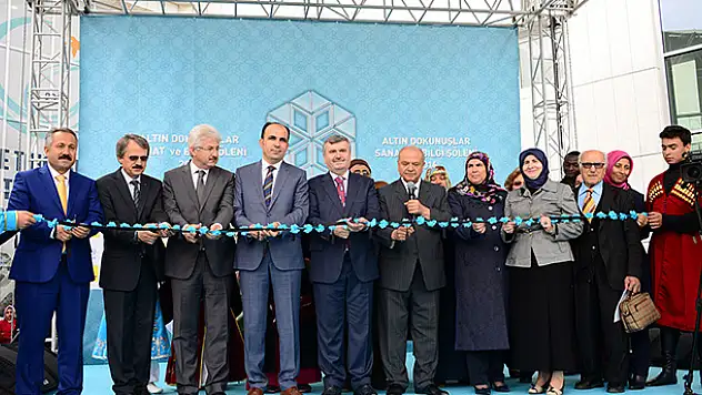 Altın Dokunuşlar sergisi açıldı
