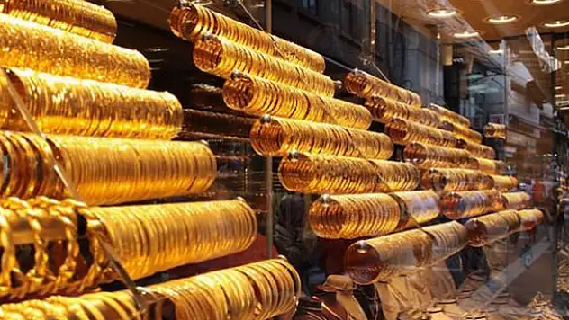 Altın fiyatları rekor seviyelerdeki seyrine devam ediyor!