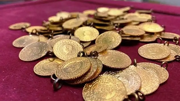 Altın fiyatlarında düşüş sürüyor! 7 Kasım çeyrek ve gram altın fiyatları