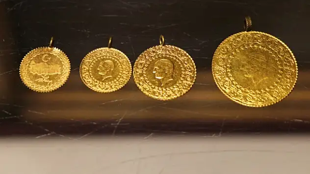 Altın haftaya rekorla başladı! Neden yükseliyor? Analistler açıkladı