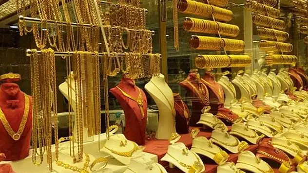 Altın haftayı yükselişle kapatıyor! 22 Aralık çeyrek ve gram altın fiyatları 