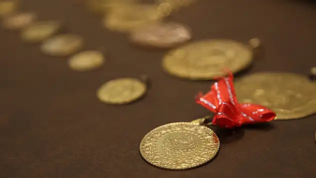 Altın seçimin ardından düşüşe geçti
