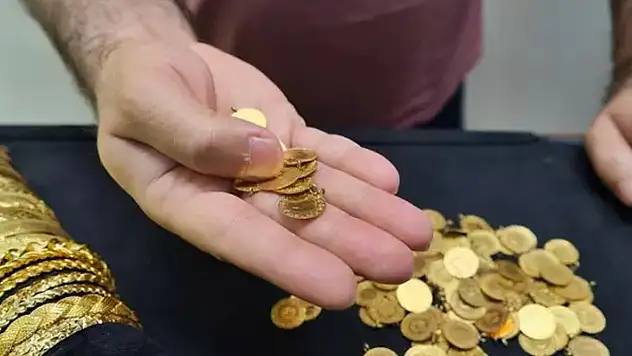 Altın son 7 ayın en düşük seviyesinde! Düşüş devam edecek mi? 
