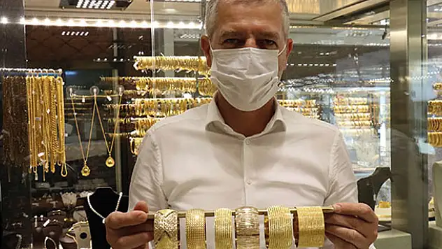 Altın son 8 yılın zirvesini zorluyor
