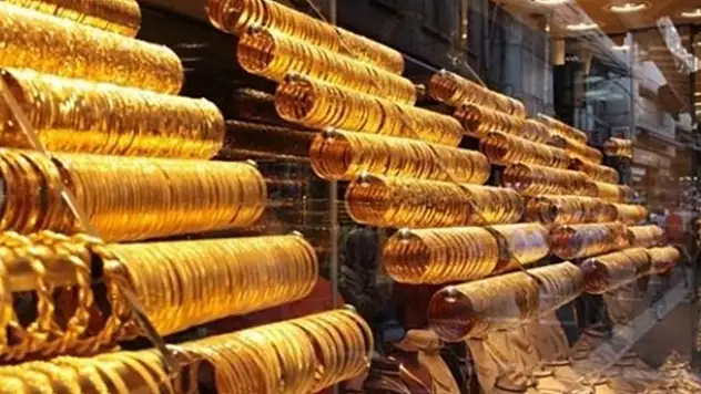 Altın son zamanların zirvesinde