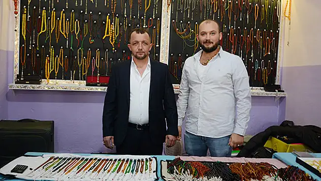 Altın ve Dövize Karşı Alternatif Yatırım 'Tespihler' Araba Fiyatına Satılıyor