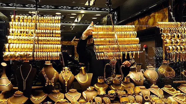 Altının gram fiyatı tarihi zirvesine çıktı
