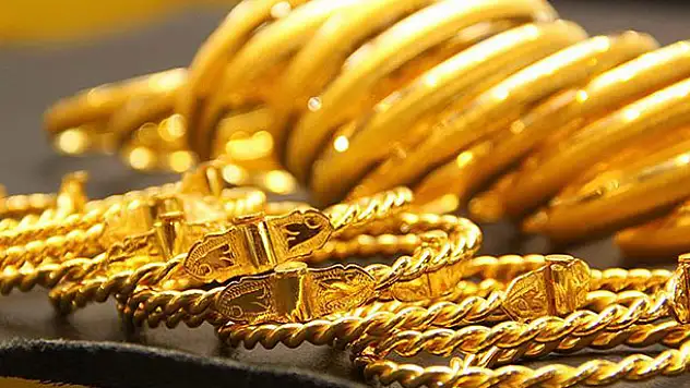 Altının gramı güne yükselişle başladı